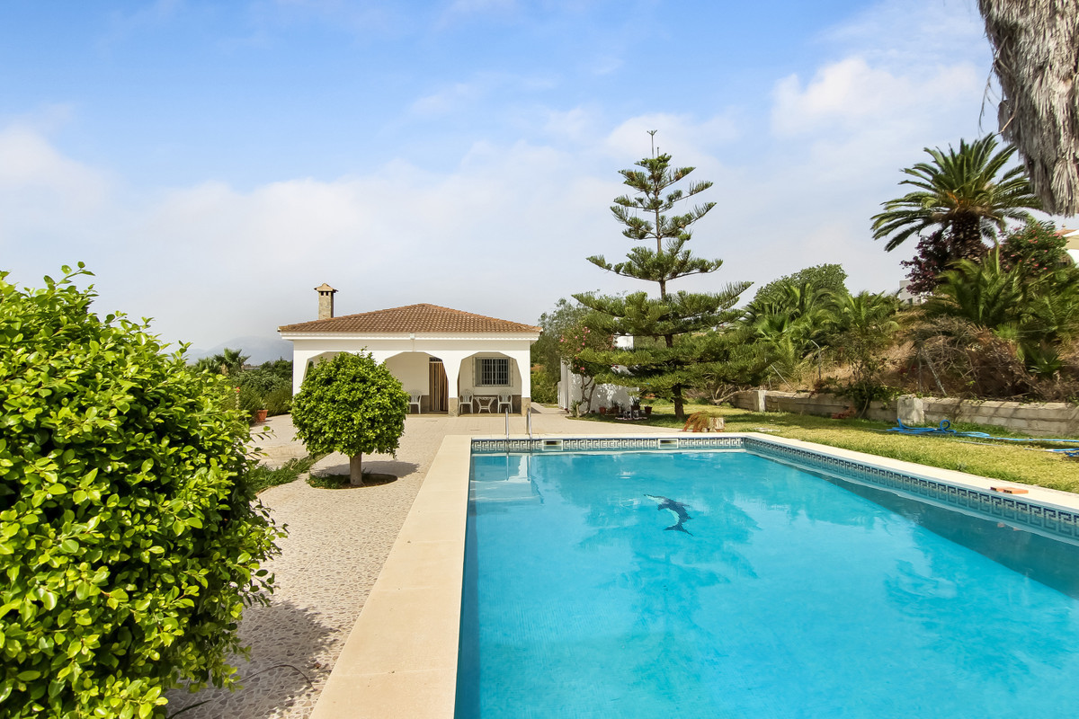 Qlistings - House - Finca in Pizarra, Costa del Sol Property Image